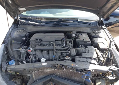 2022 Hyundai Elantra Sel z USA, uszkodzony, nr VIN KMHLS4AG9NU241500